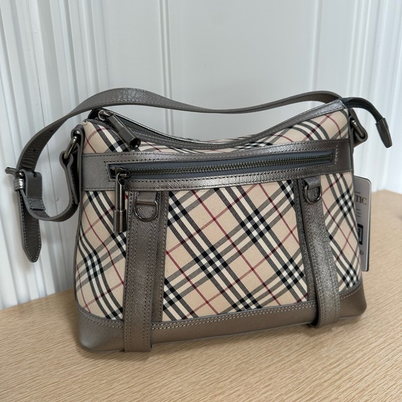 Burberry Plaid Shoulder Bag with Leather Accents, pre-loved Burberry Nova bag - Picture 16 of 16